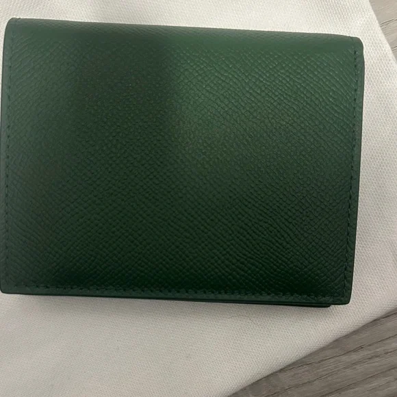 NWOT Salvatore Ferragamo Forest Green Leather Card Holder - Picture 4 of 7